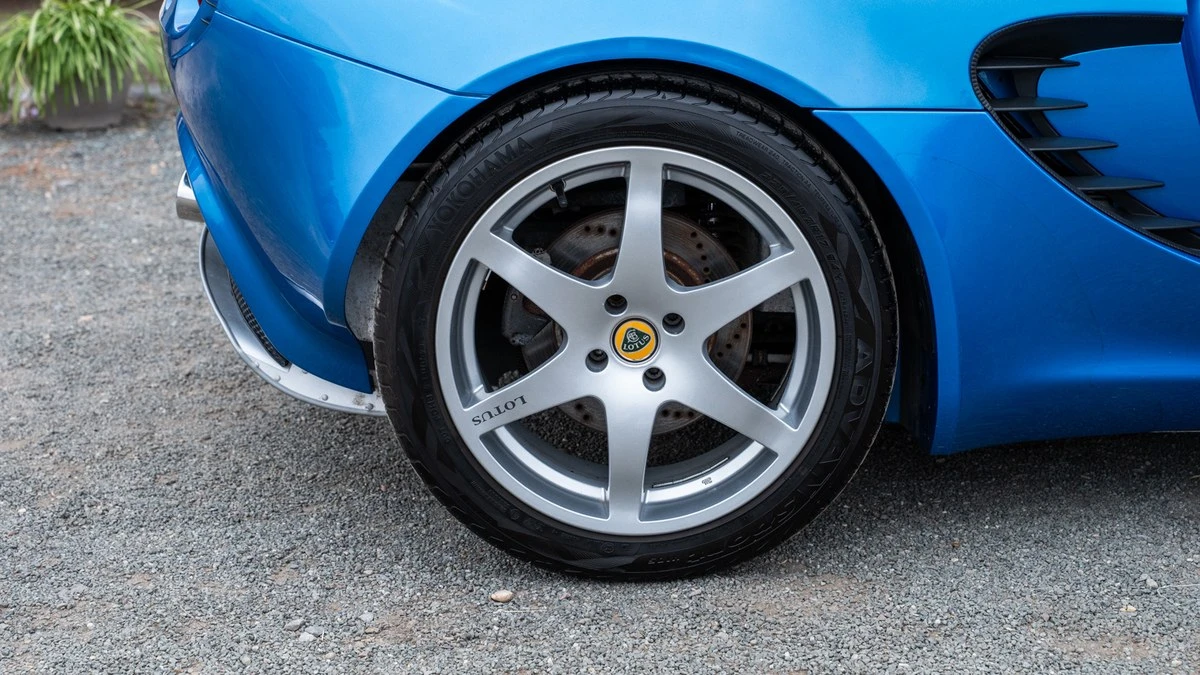 2002 Lotus Elise Series 2 - Image 17 of 30