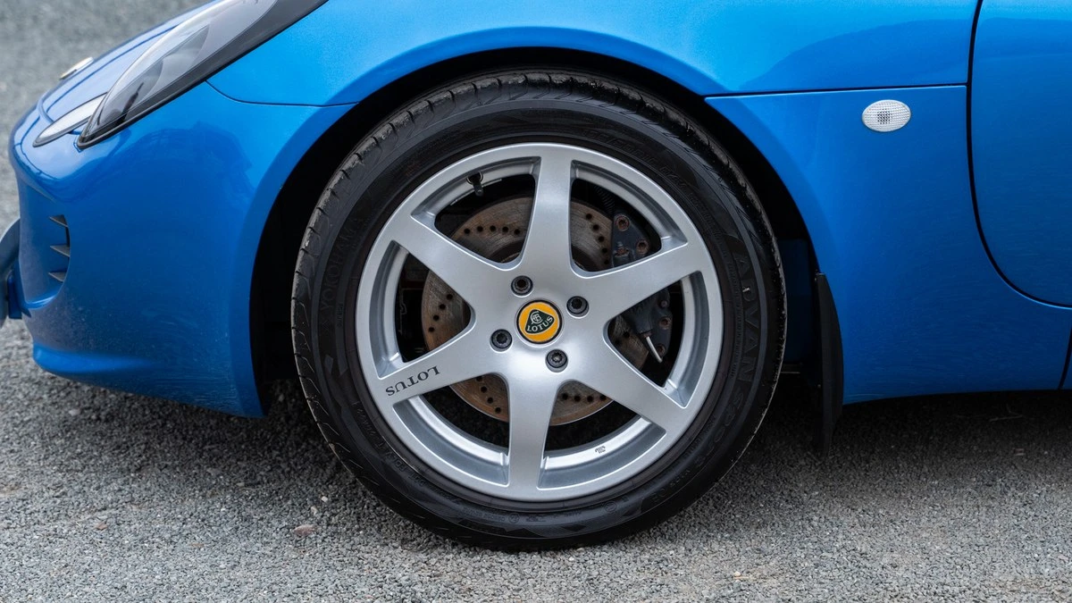 2002 Lotus Elise Series 2 - Image 19 of 30