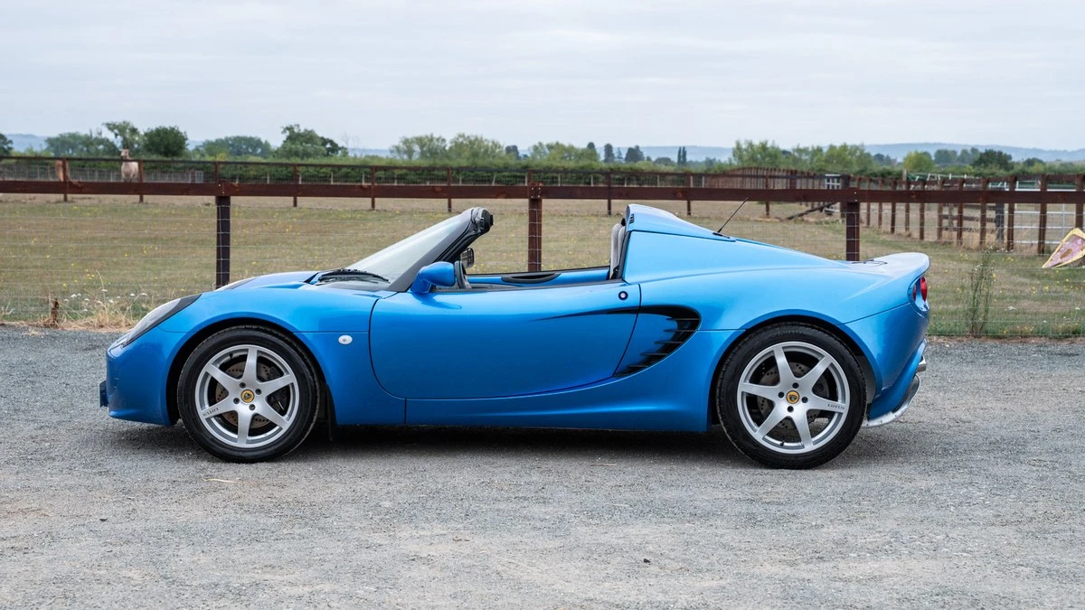 2002 Lotus Elise Series 2 - Image 15 of 30
