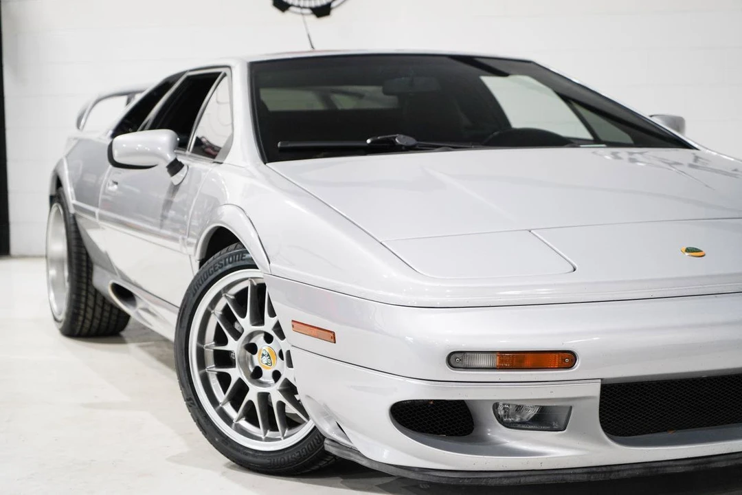 2002 Lotus Esprit V8 - Image 21 of 31
