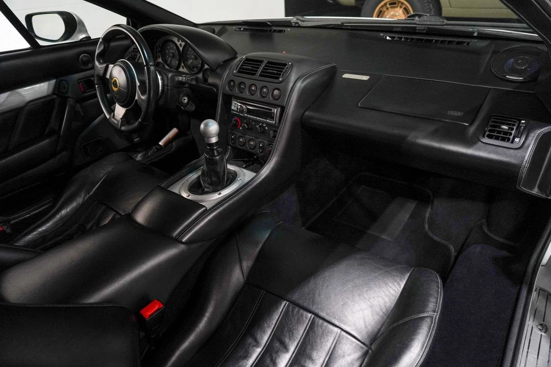 2002 Lotus Esprit V8 - Image 15 of 31
