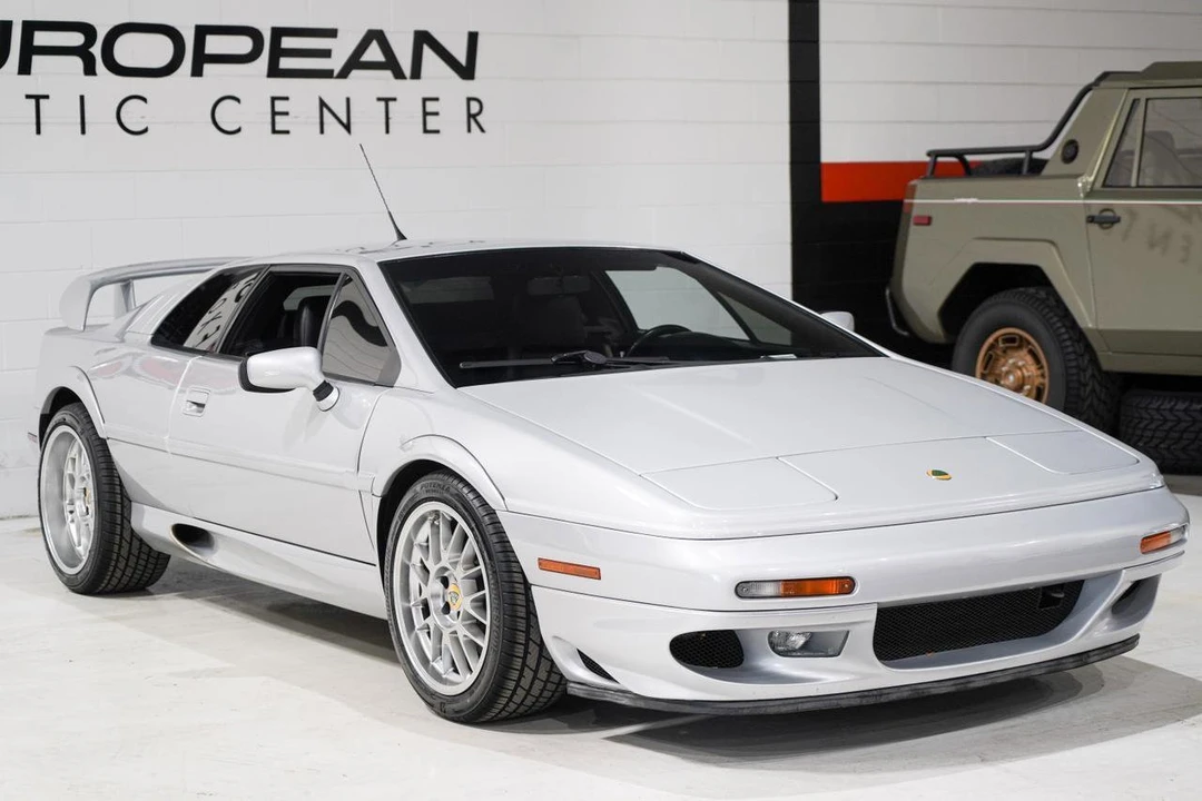 2002 Lotus Esprit V8 - Image 25 of 31