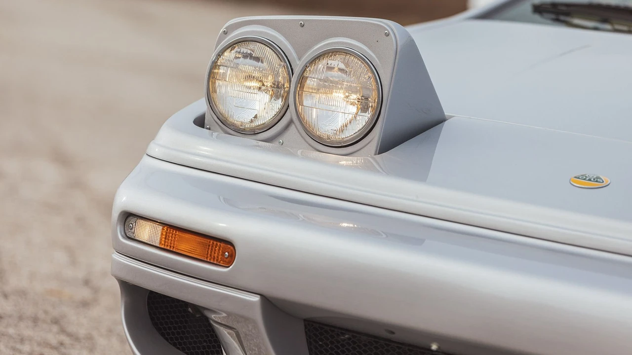 2002 Lotus Esprit V8 - Image 24 of 31
