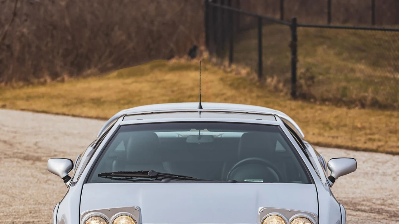 2002 Lotus Esprit V8 - Image 12 of 31