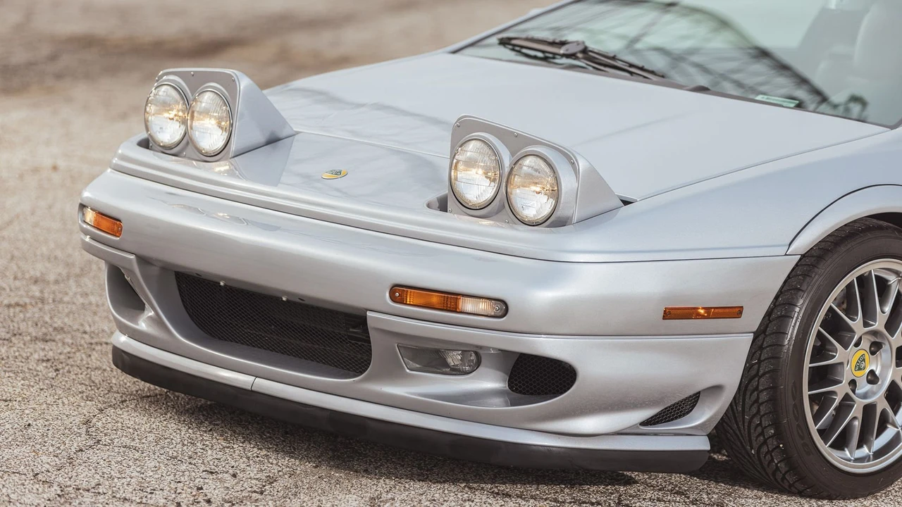 2002 Lotus Esprit V8 - Image 23 of 31