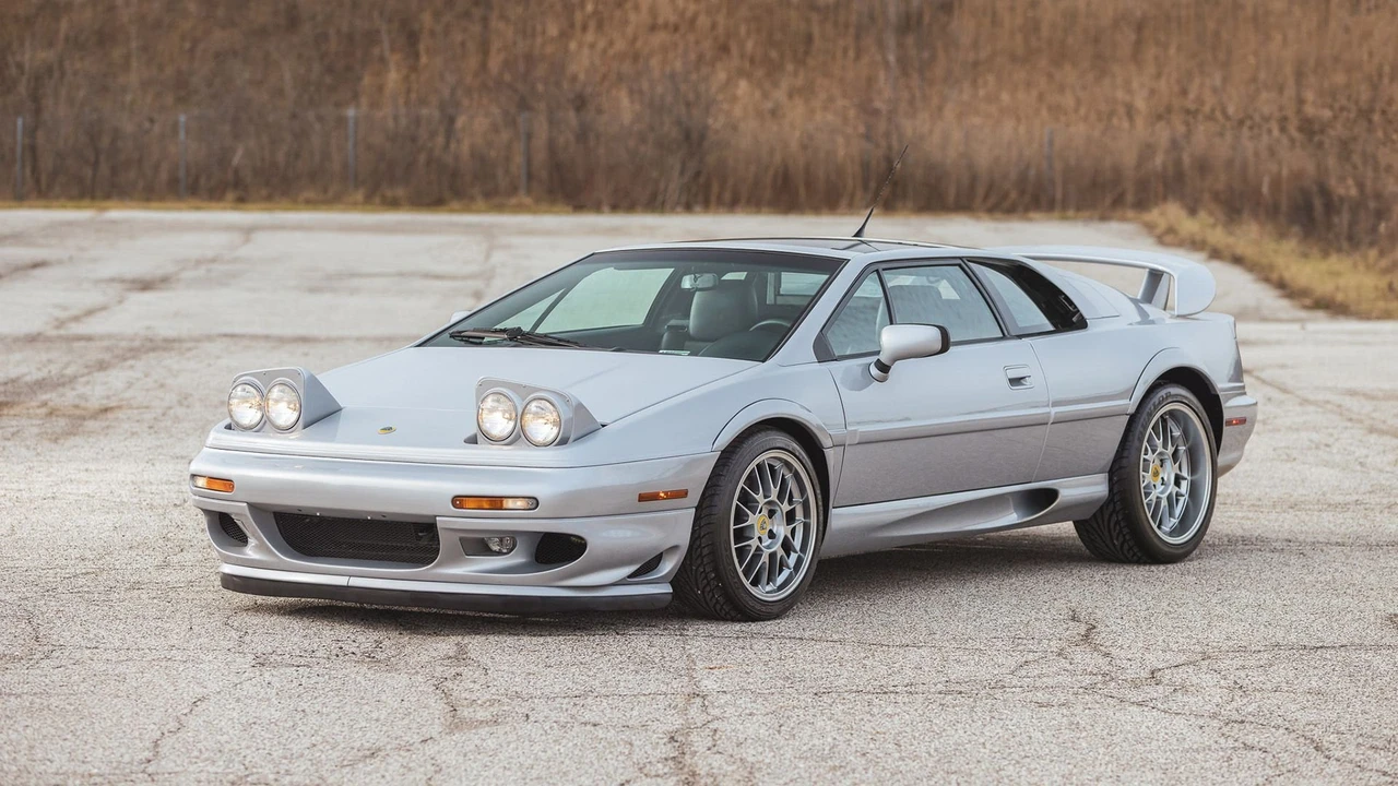 2002 Lotus Esprit V8 - Image 3 of 31