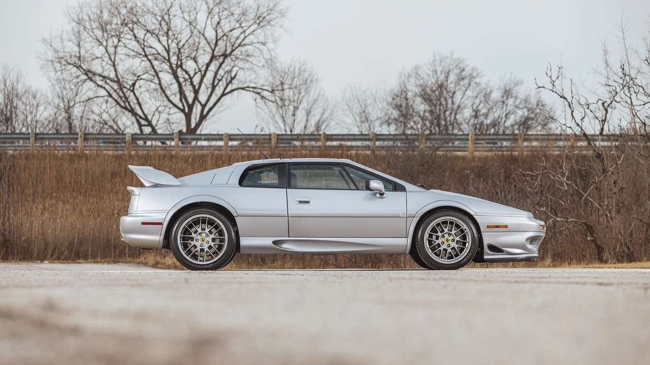 2002 Lotus Esprit V8 - Image 7 of 31