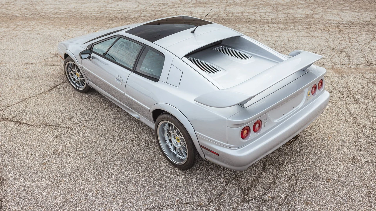 2002 Lotus Esprit V8 - Image 16 of 31