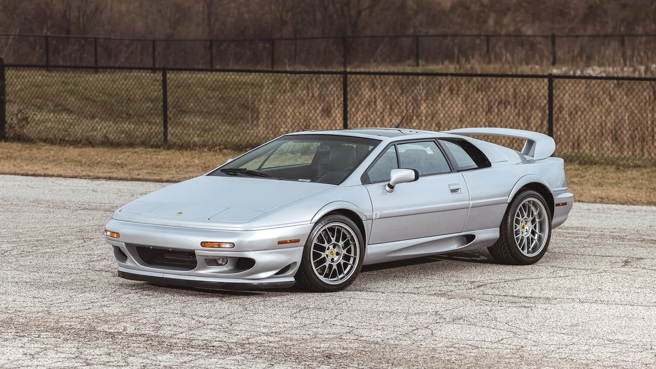 2002 Lotus Esprit V8 - Image 10 of 31