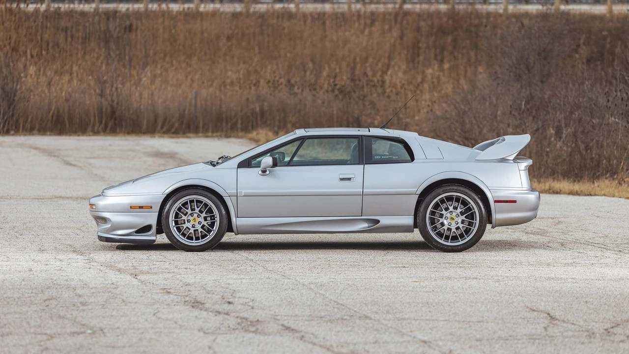 2002 Lotus Esprit V8 - Image 4 of 31