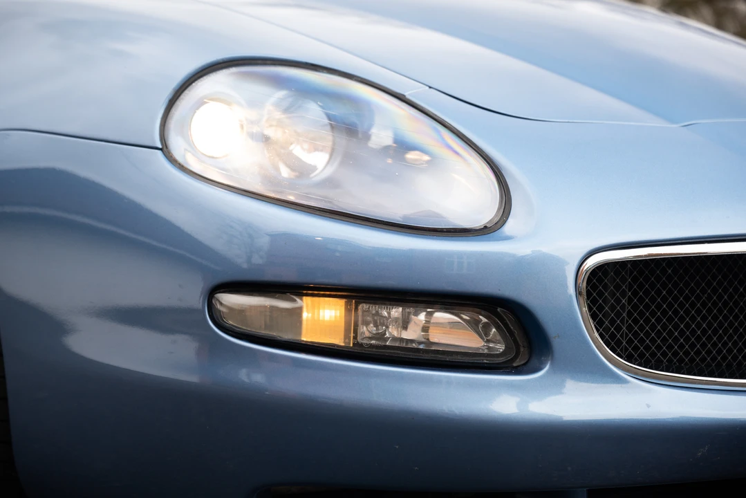 2002 Maserati Spyder - Image 25 of 31