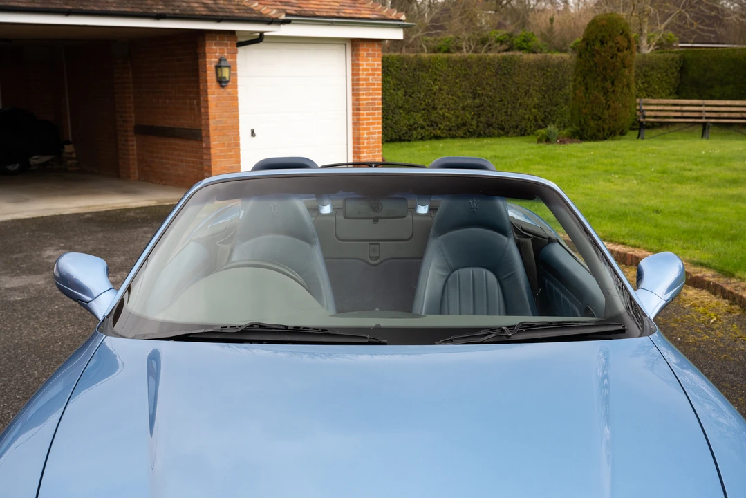 2002 Maserati Spyder - Image 30 of 31