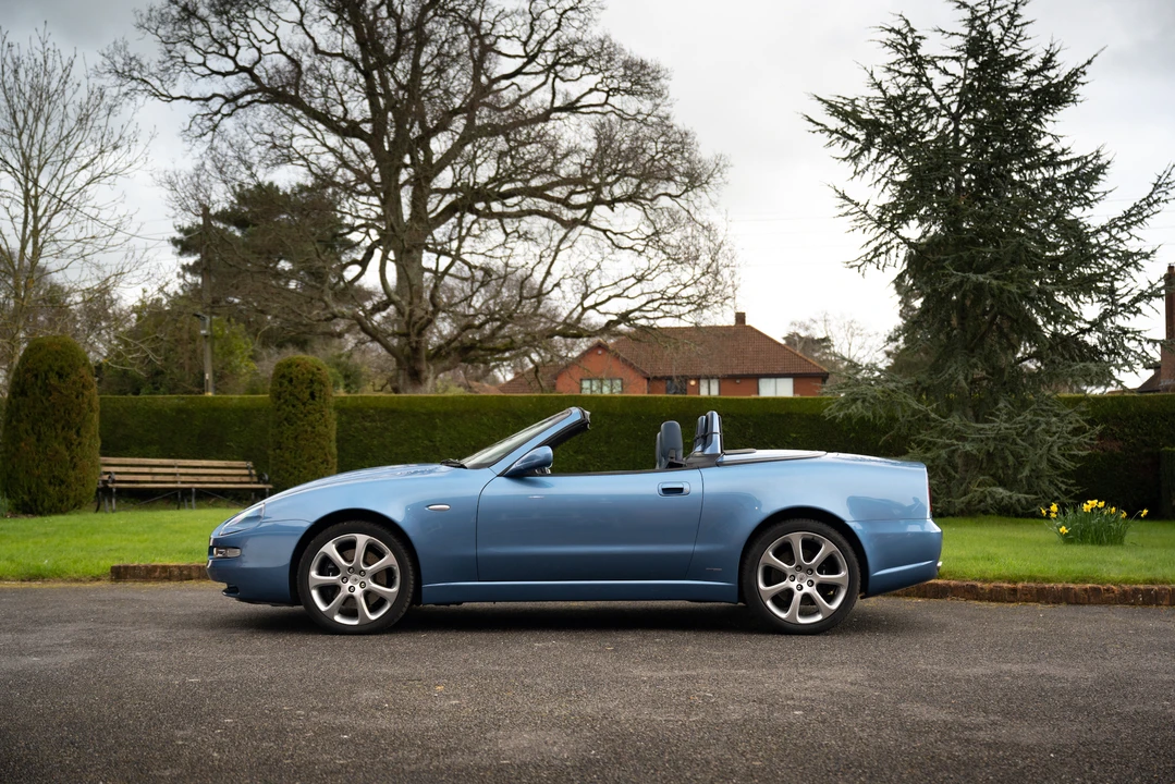 2002 Maserati Spyder - Image 18 of 31