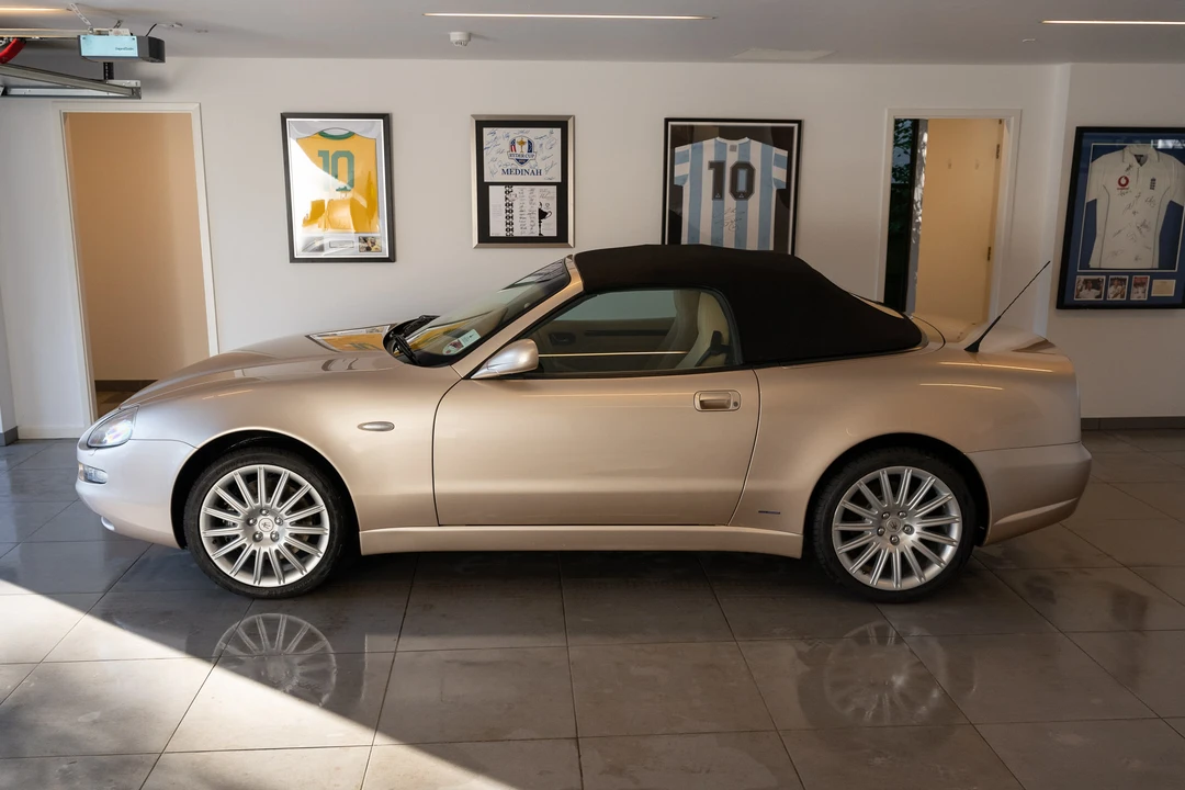 2002 Maserati Spyder - Image 13 of 31