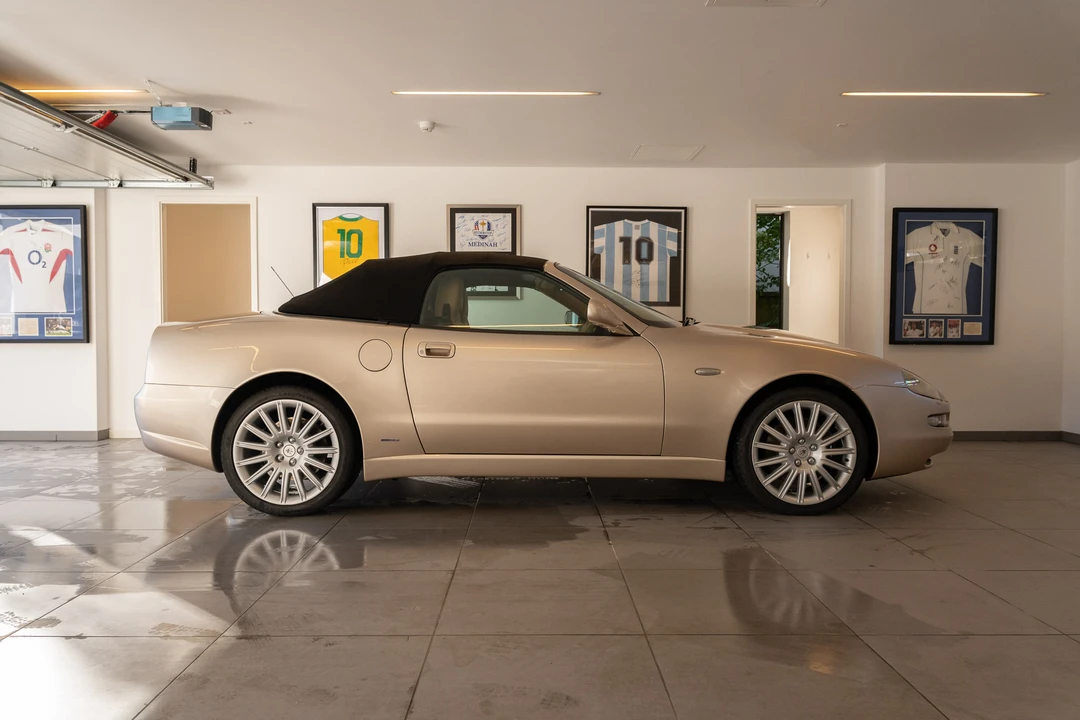 2002 Maserati Spyder - Image 4 of 31