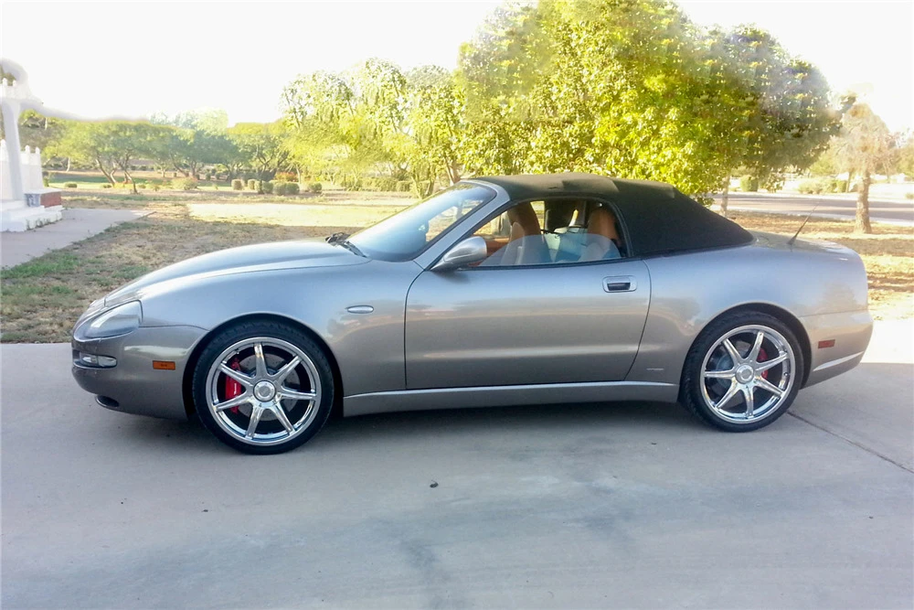 2002 Maserati Spyder - Image 2 of 3