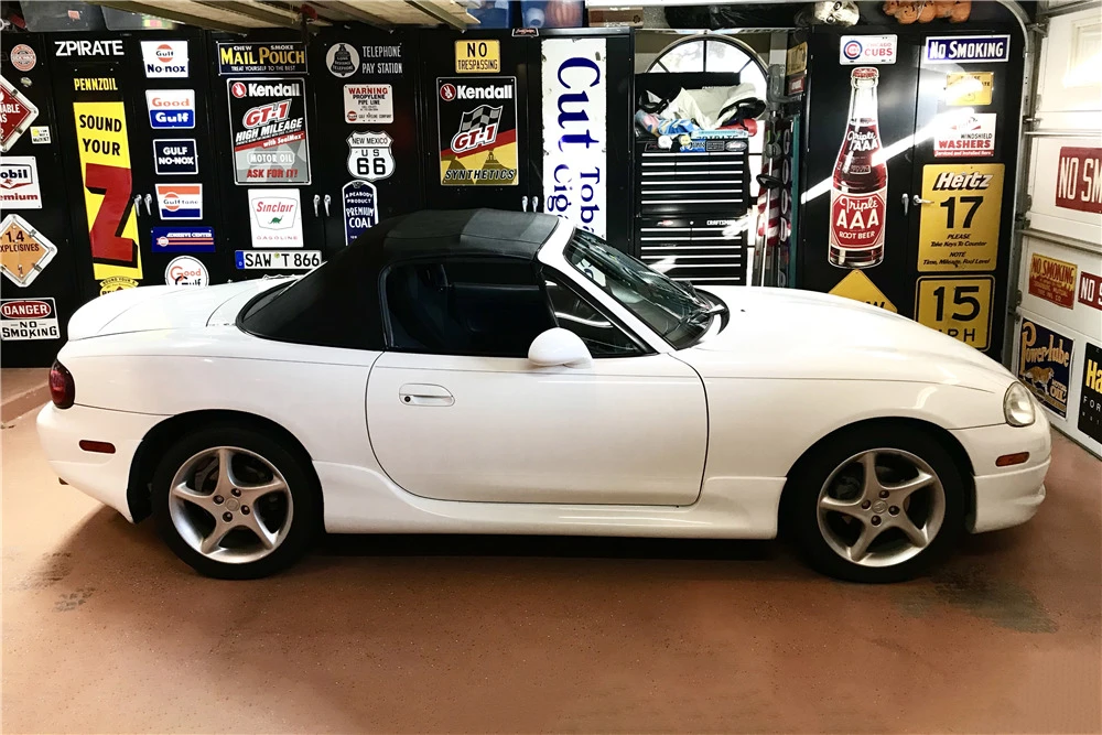 2002 Mazda NB MX-5 Miata - Image 5 of 5