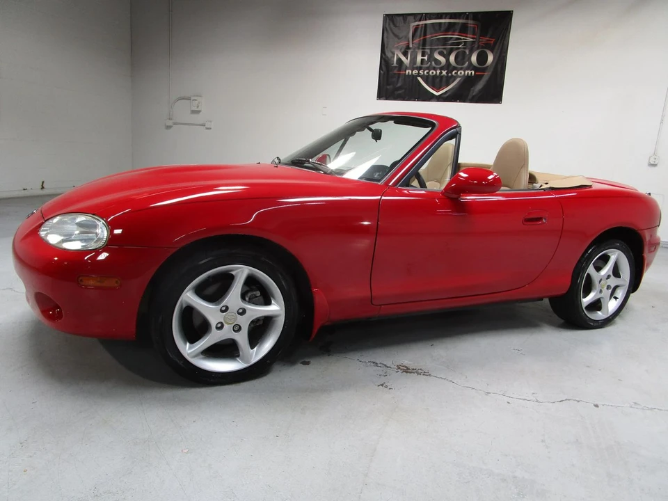 2002 Mazda NB MX-5 Miata - Image 2 of 31