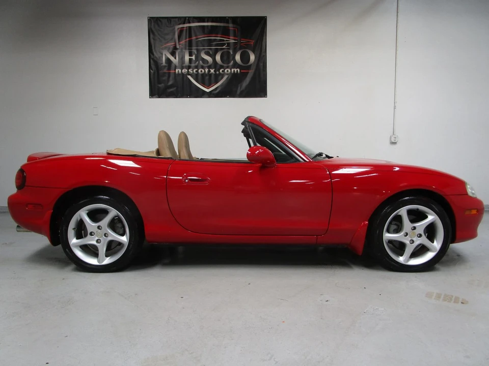 2002 Mazda NB MX-5 Miata - Image 7 of 31