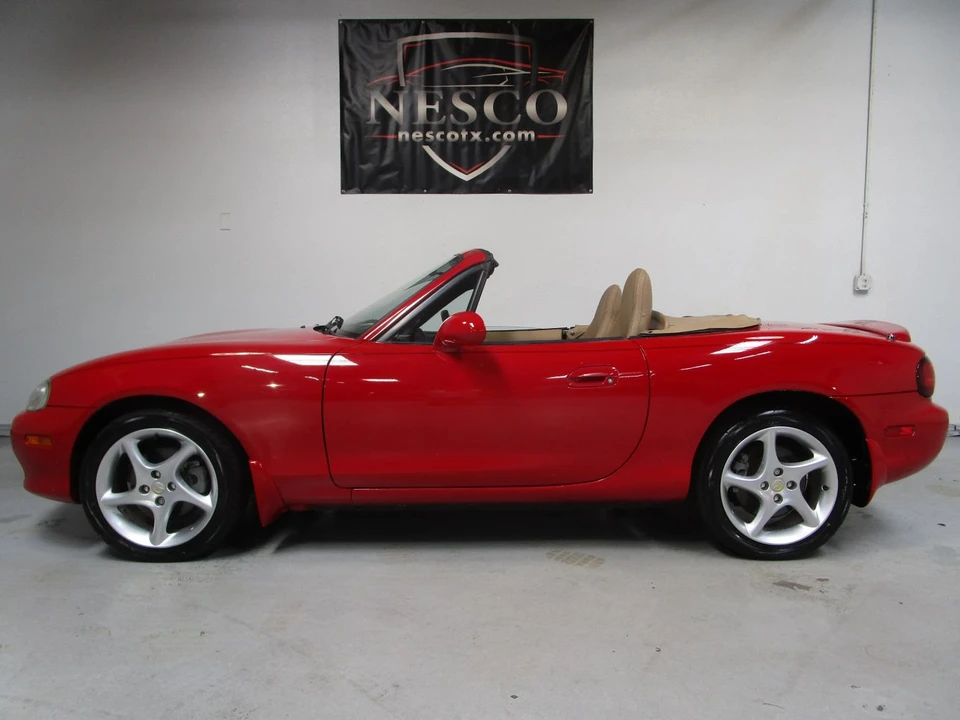 2002 Mazda NB MX-5 Miata - Image 3 of 31