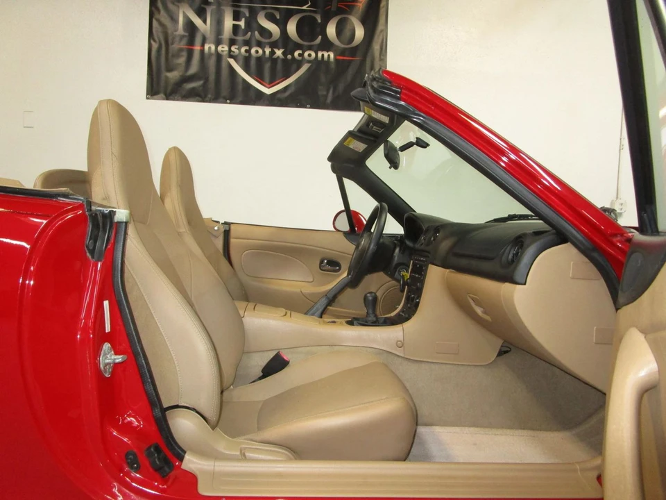 2002 Mazda NB MX-5 Miata - Image 23 of 31