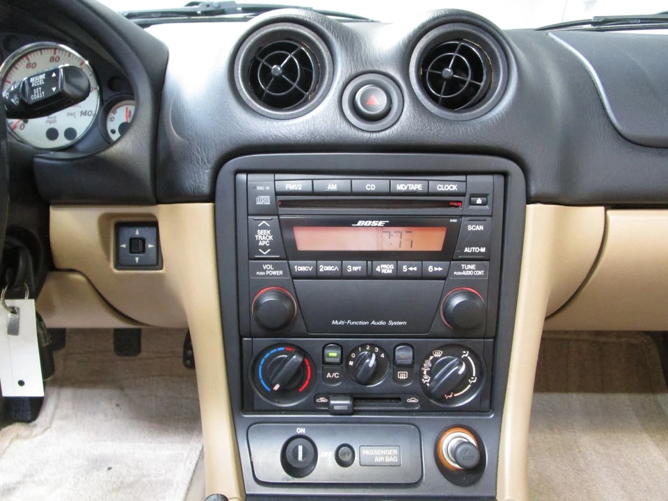 2002 Mazda NB MX-5 Miata - Image 14 of 31