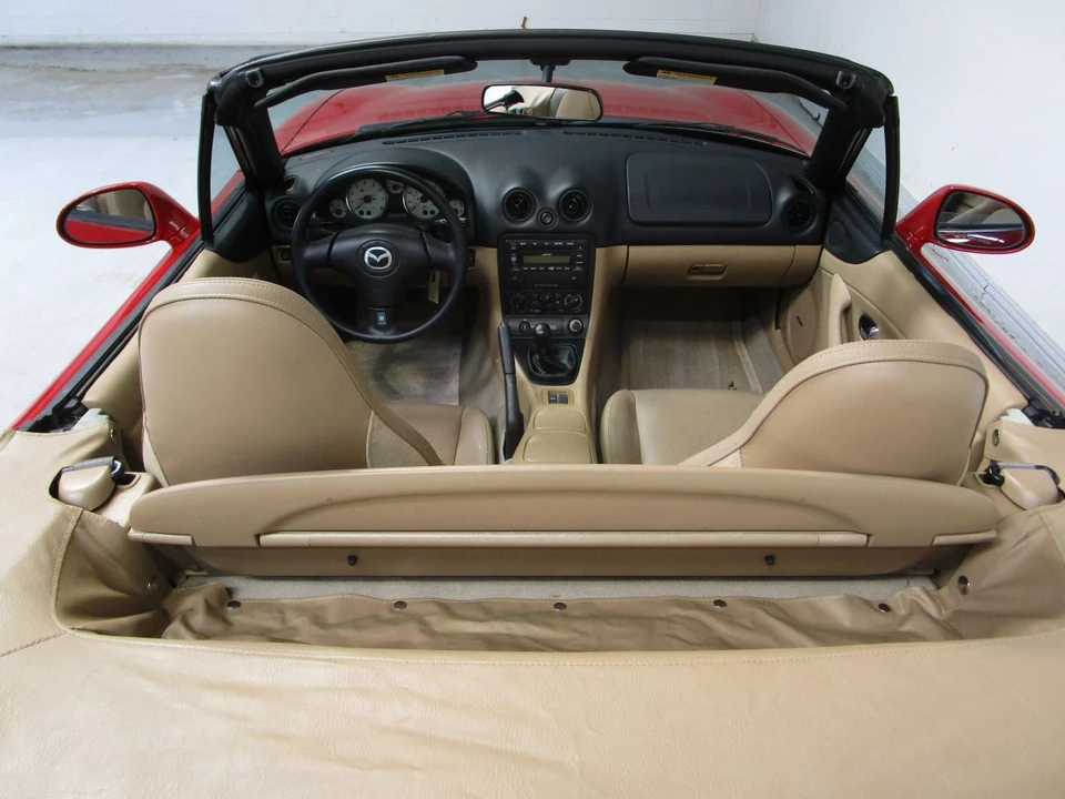 2002 Mazda NB MX-5 Miata - Image 5 of 31