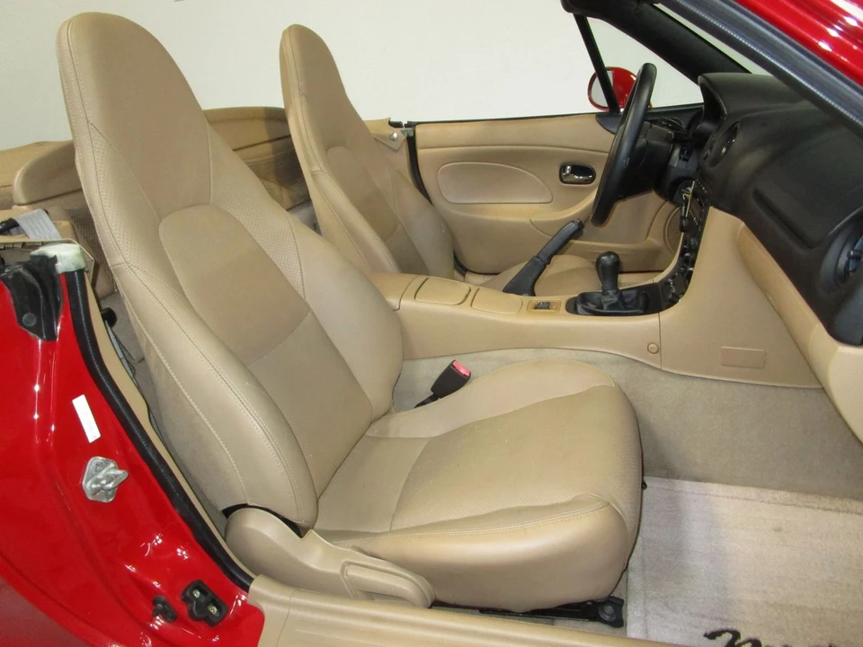 2002 Mazda NB MX-5 Miata - Image 22 of 31