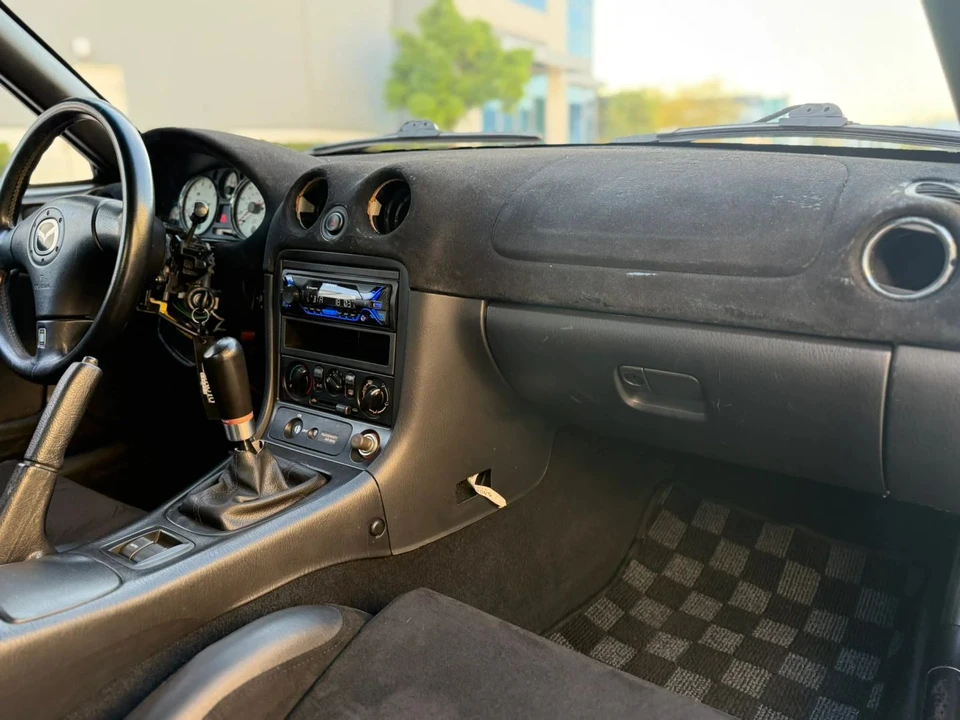 2002 Mazda NB MX-5 Miata - Image 22 of 31