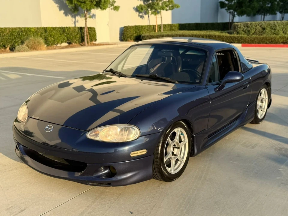 2002 Mazda NB MX-5 Miata - Image 3 of 31
