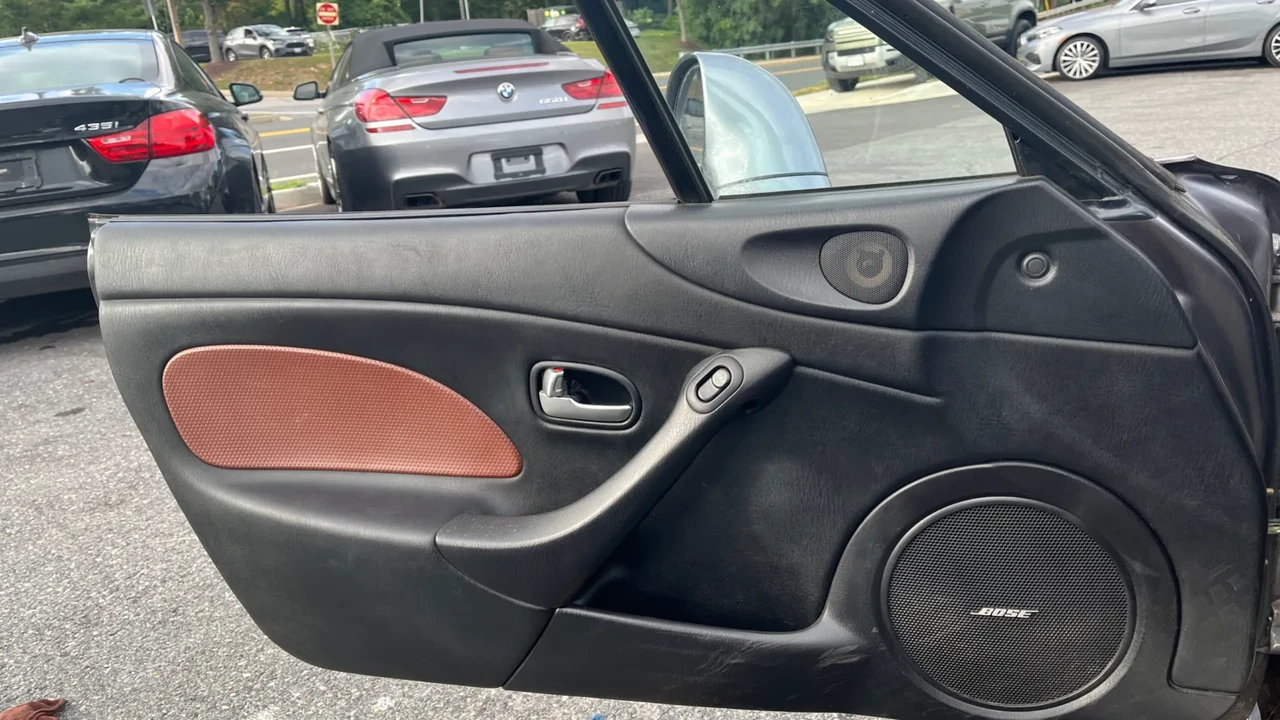 2002 Mazda NB MX-5 Miata - Image 21 of 26