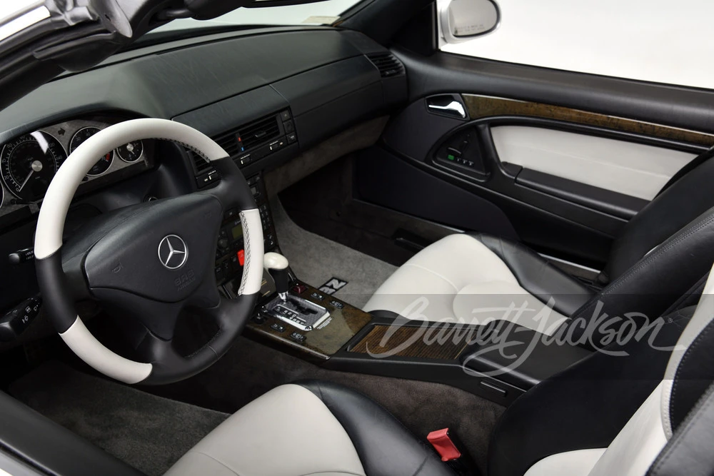 2002 Mercedes-Benz R230 SL-Class - Image 10 of 31