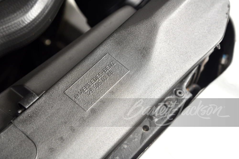 2002 Mercedes-Benz R230 SL-Class - Image 18 of 31