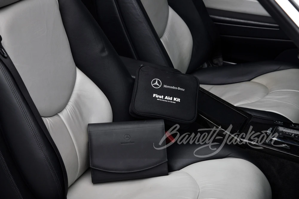 2002 Mercedes-Benz R230 SL-Class - Image 7 of 31