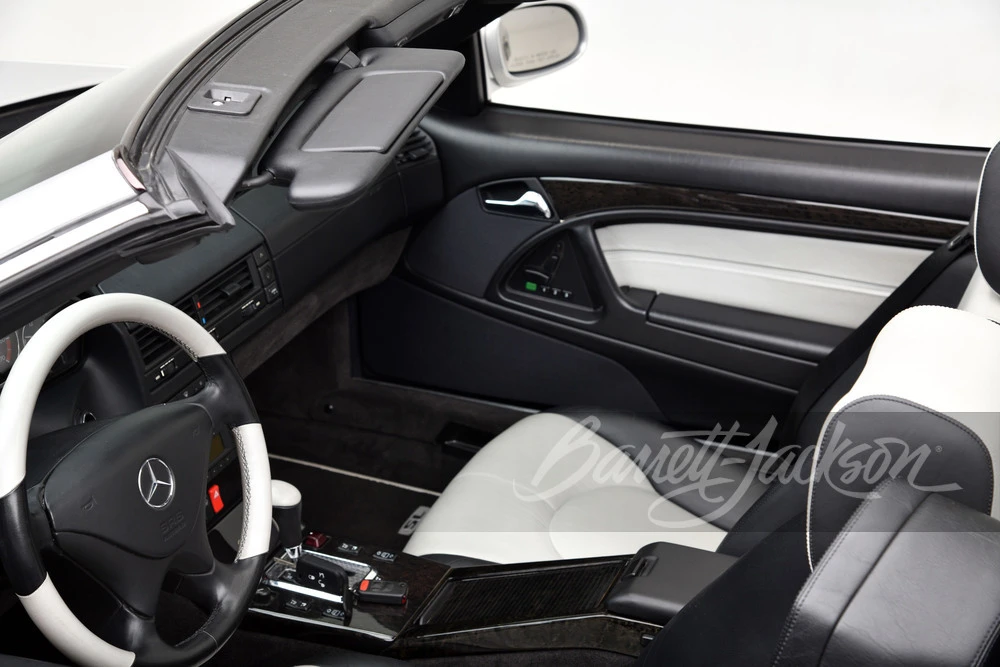 2002 Mercedes-Benz R230 SL-Class - Image 10 of 31