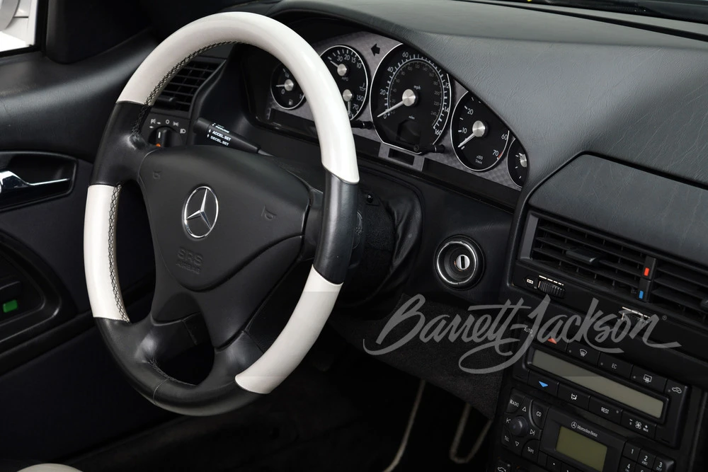 2002 Mercedes-Benz R230 SL-Class - Image 11 of 31