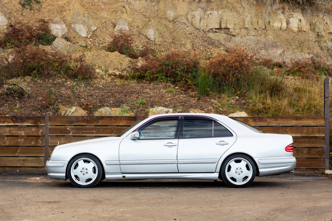 2002 Mercedes-Benz W210 E 36 & E 50 & E 55 & E 60 AMG - Image 9 of 31