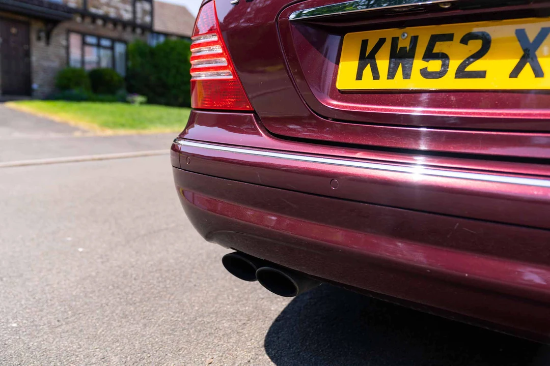 2002 Mercedes-Benz W220 S-Class - Image 28 of 31