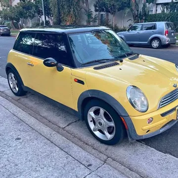 2002 MINI Cooper Hatchback 2D