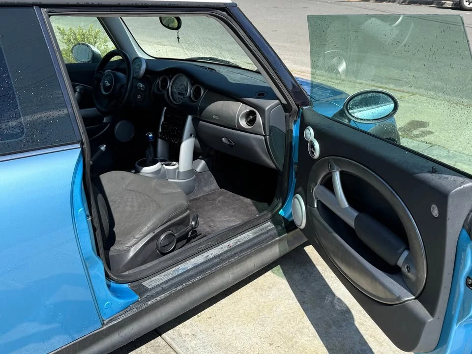 2002 Mini Mini Cooper S 1st Gen - Image 7 of 9