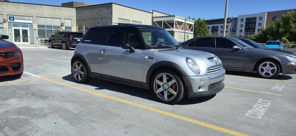 2002 Mini Mini Cooper S 1st Gen - Image 5 of 11