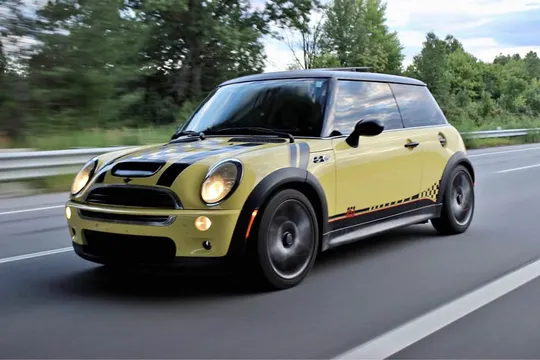 2002 MINI Cooper S Hatchback 2D