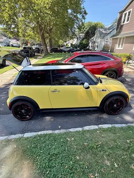 2002 MINI Cooper S Hatchback 2D
