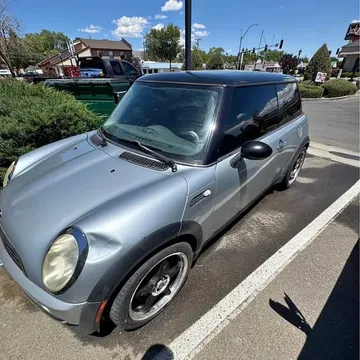 2002 MINI Cooper Hatchback 2D