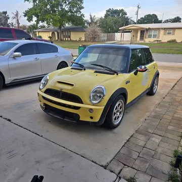 2002 MINI Cooper S Hatchback 2D
