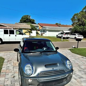 2002 MINI Cooper S Hatchback 2D