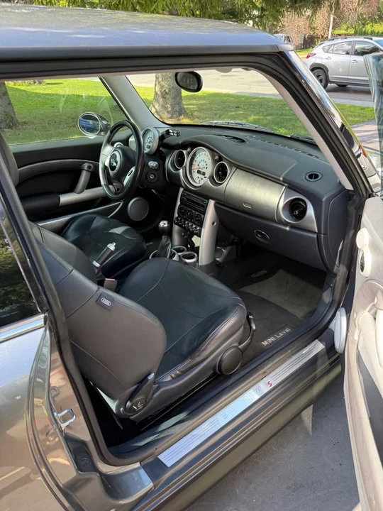 2002 Mini Mini Cooper S 1st Gen - Image 11 of 13