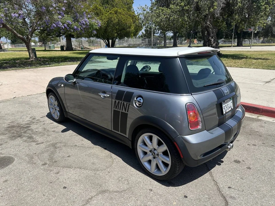 2002 Mini Mini Cooper S 1st Gen - Image 5 of 19