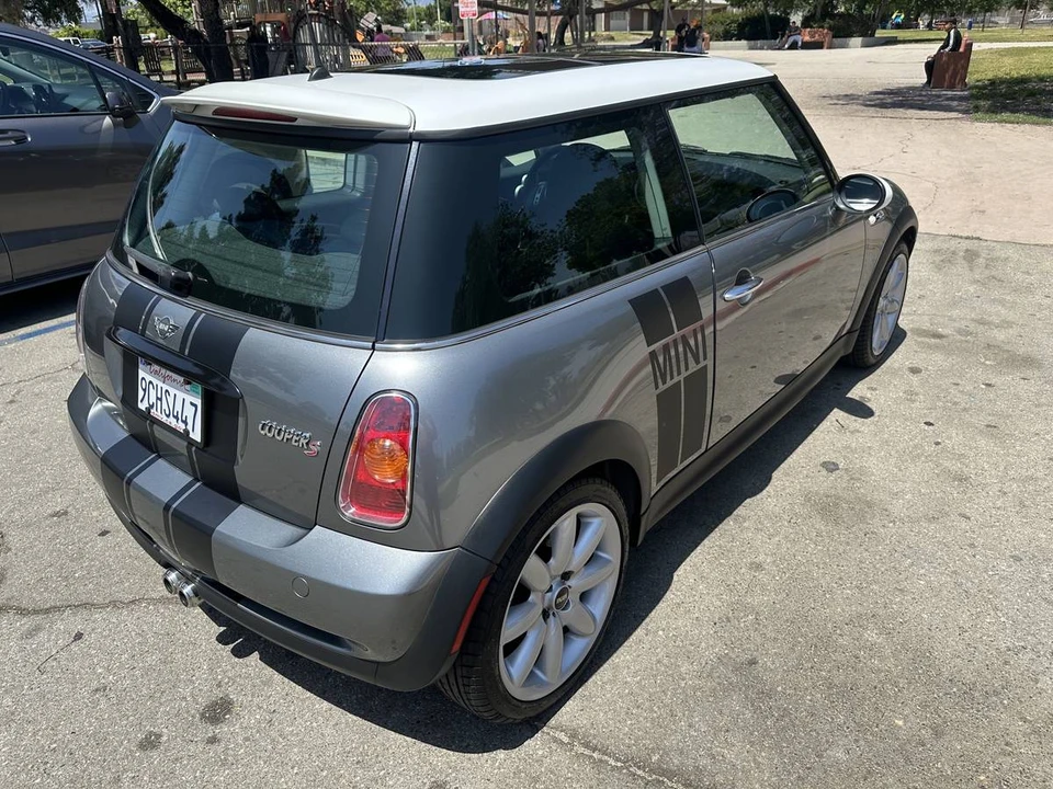 2002 Mini Mini Cooper S 1st Gen - Image 10 of 19