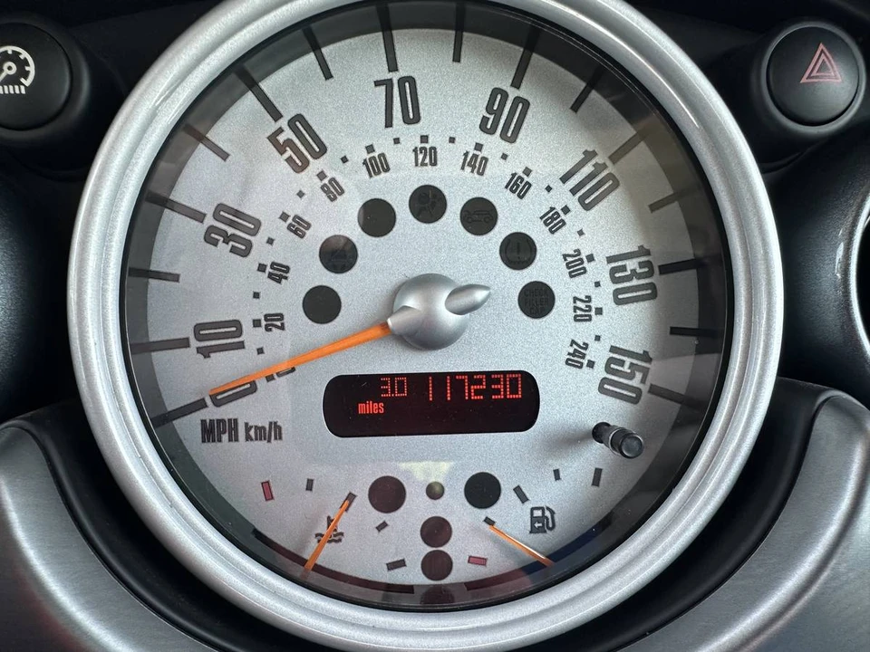 2002 Mini Mini Cooper S 1st Gen - Image 17 of 19